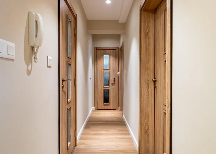 Daya 2br Luxury Apartment *